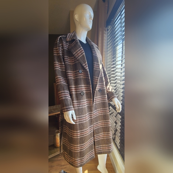 Winter coat - Picture 2 of 4